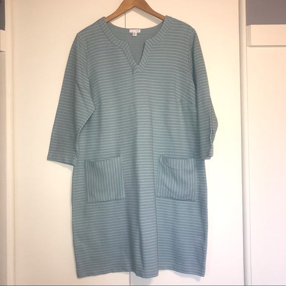 J. Jill Dresses & Skirts - J. JILL V-Neck Mid Sleeve Knit A-Line Dress